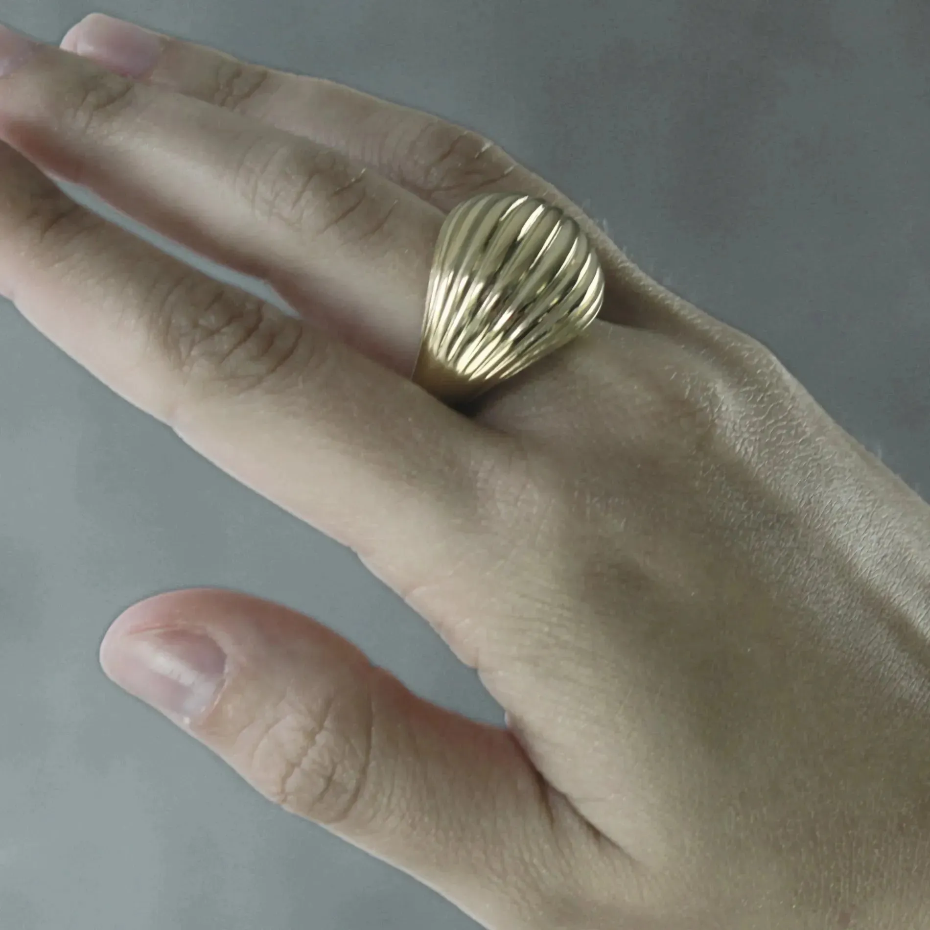 Courage Waterproof Ripple Paisley Ring 18K Gold Plating