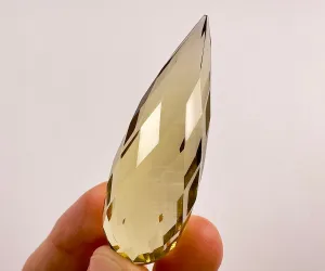 Faceted CITRINE Crystal - Crystal Carving, Birthstones, Gemstones, Unique Gift, Healing Crystals and Stones, 53649