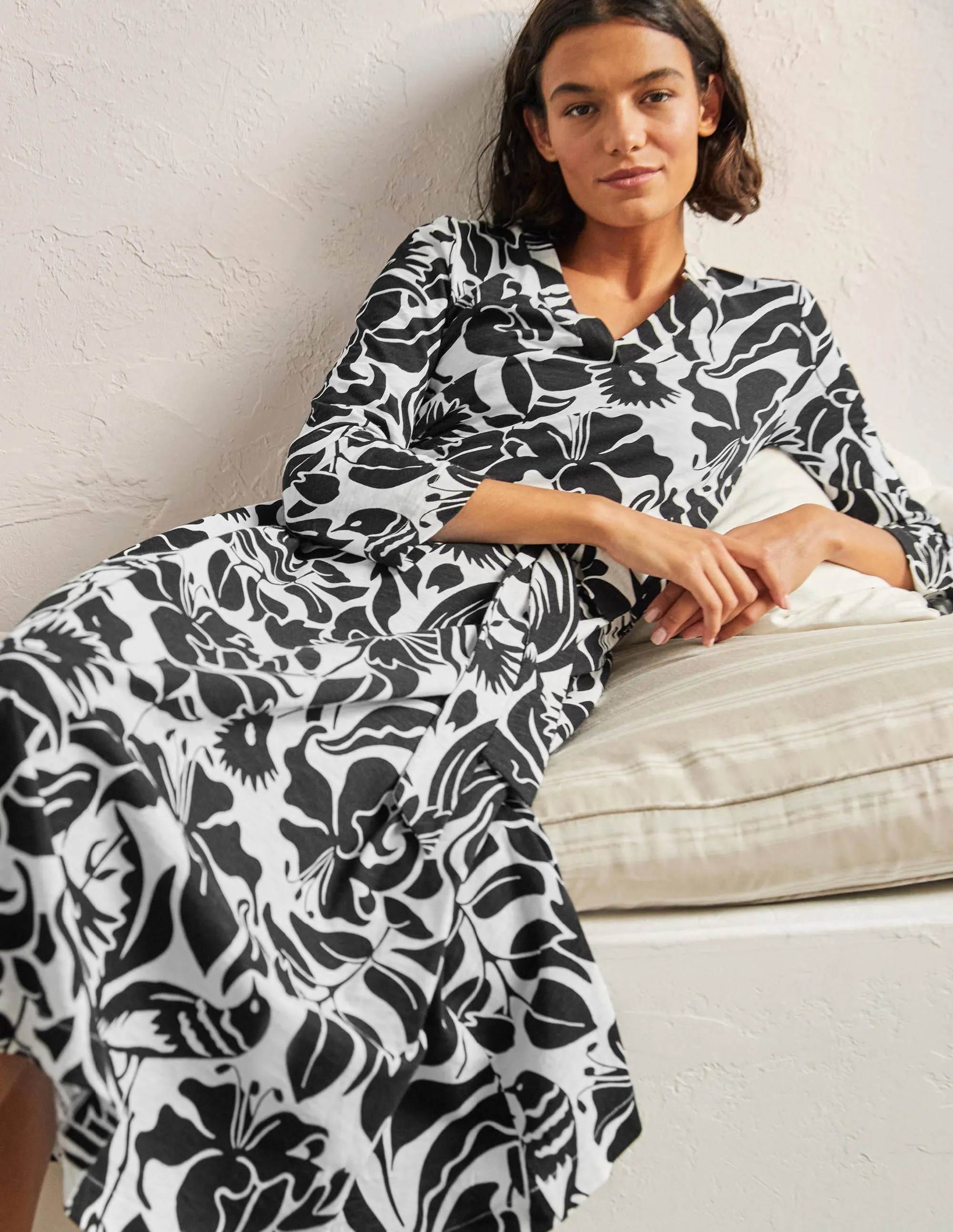 Jersey Kaftan Midi Dress-Black Oriental Bird
